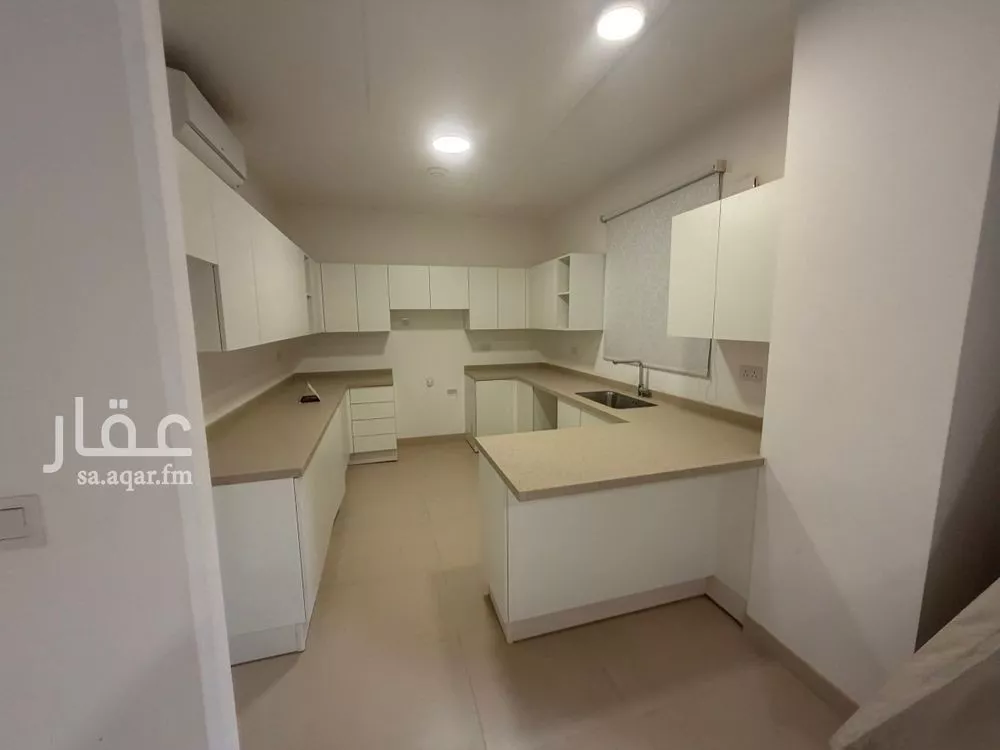 3 bedroom villa in Al Munsiyah 4