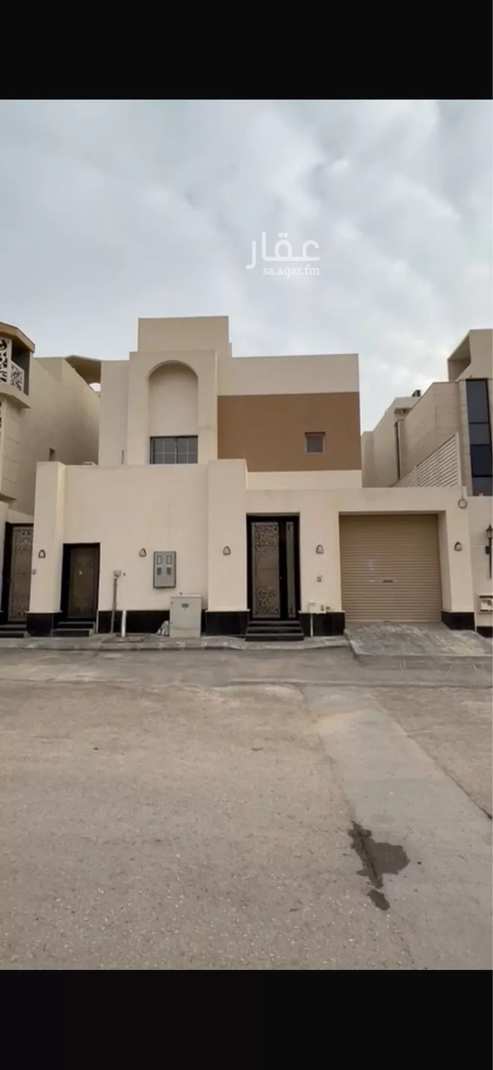 فيلا 5 غرف في العارض