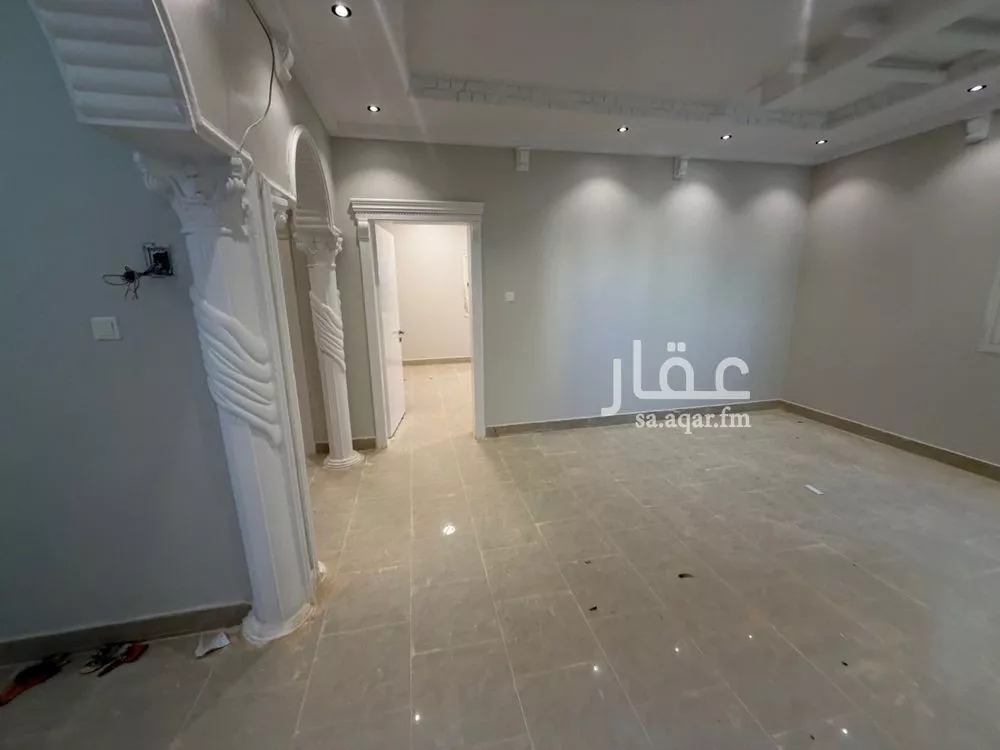6 bedroom villa in King Abdul Aziz, Riyadh 4