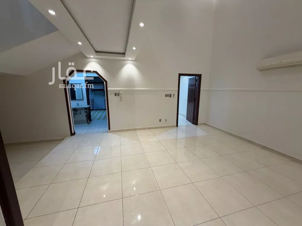 4 bedroom villa in Al Izdihar, Riyadh 9