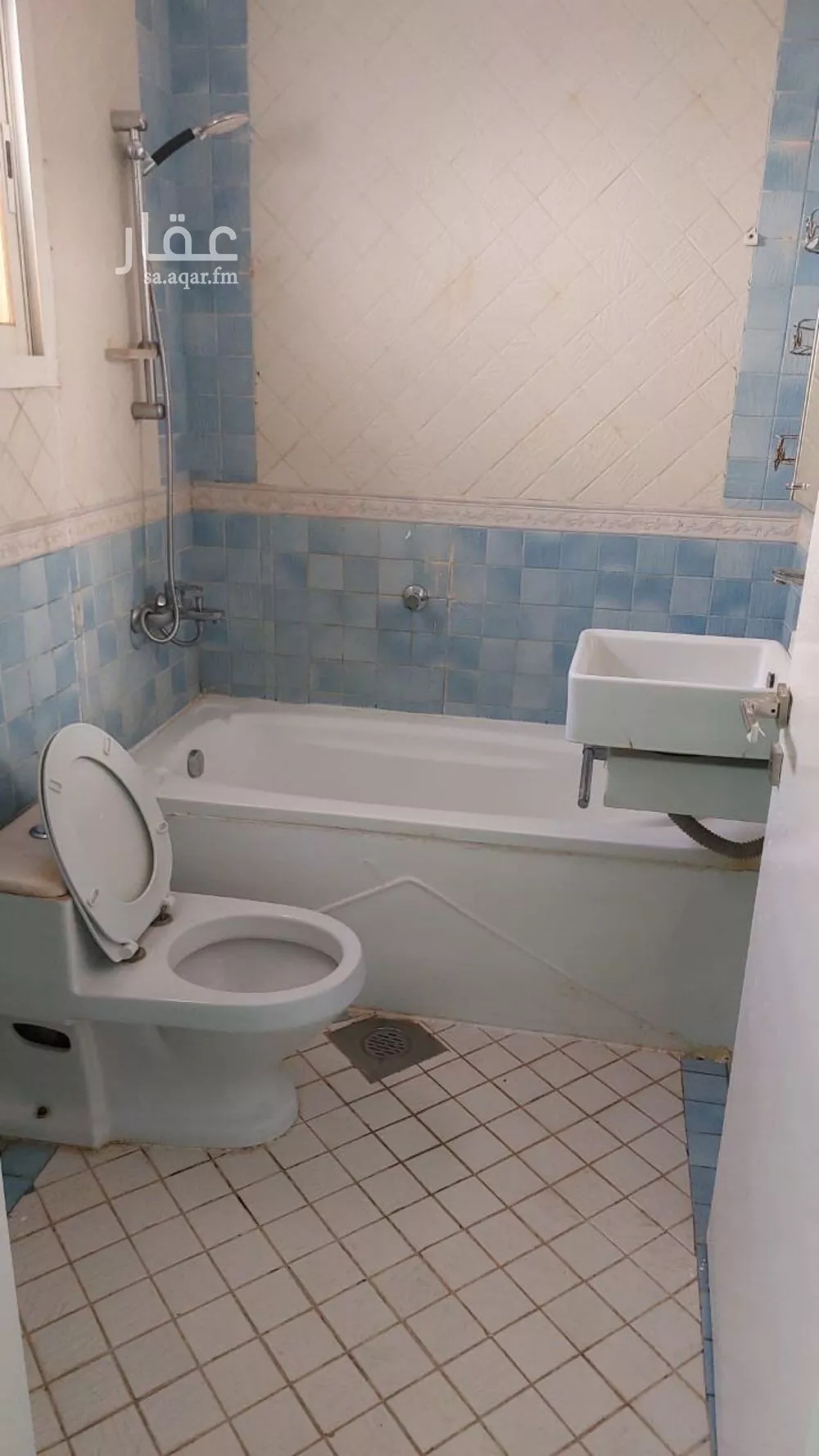 6 bedroom villa in King Abdul Aziz, Riyadh 27