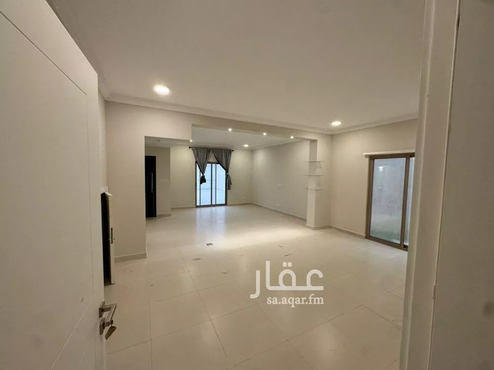 3 bedroom villa in Al Amwaj, Eastern Province 14