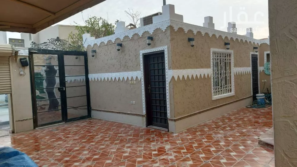 6 bedroom villa in King Abdul Aziz, Riyadh 25