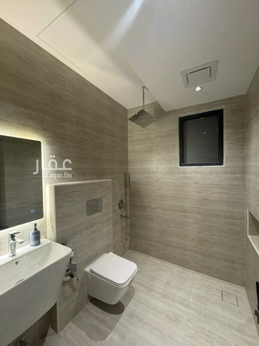 4 bedroom apartment in Al Maizilah, Riyadh 18