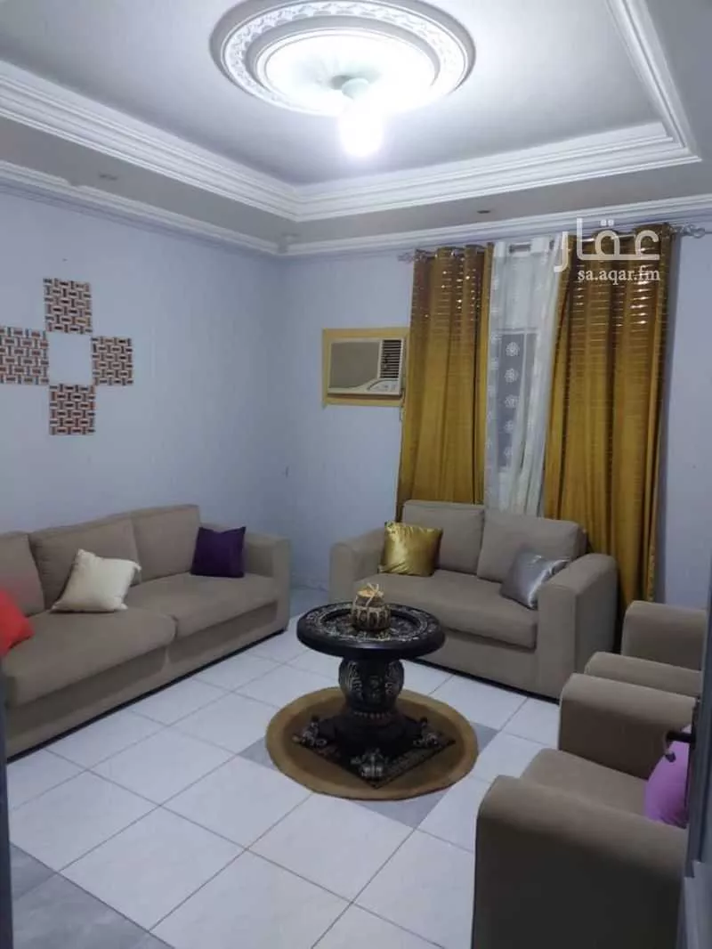 3 bedroom apartment in Al Rabwa 4