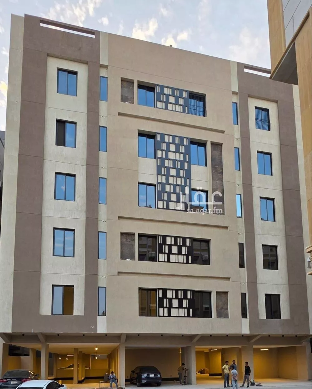 شقة 4 غرف في النزهة 2