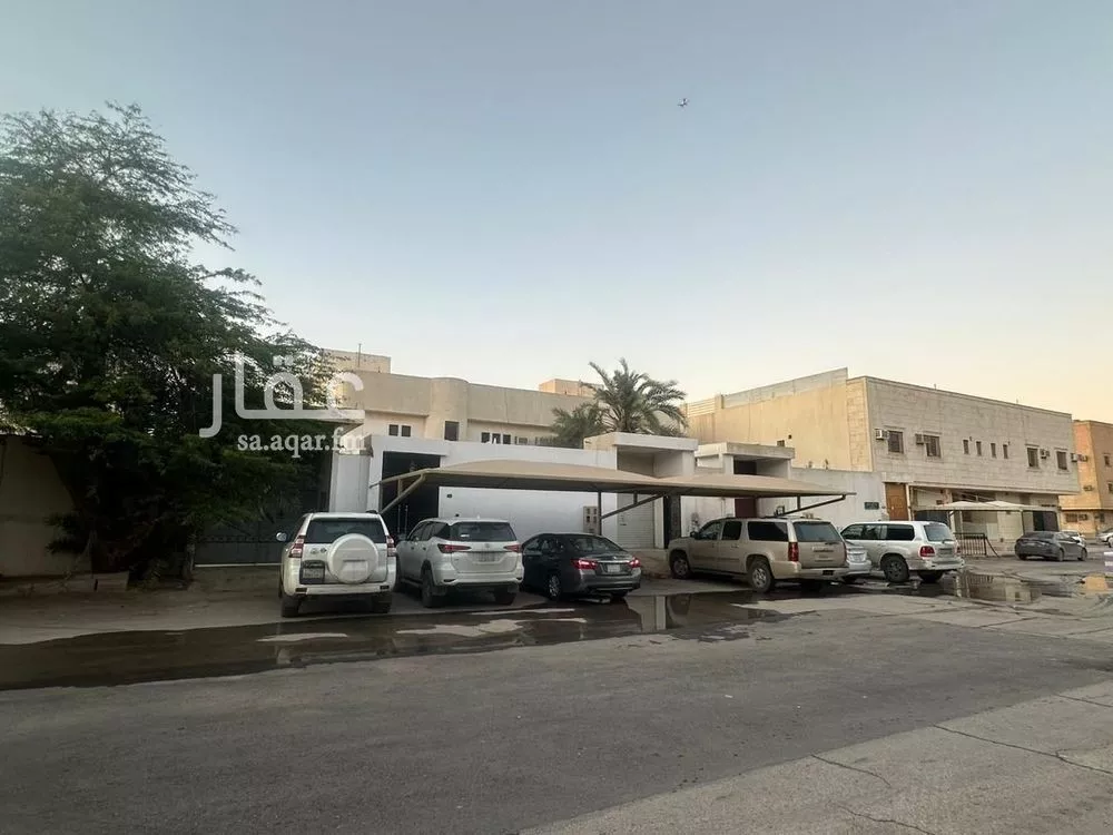 فيلا 8 غرف في النسيم الغربي 3