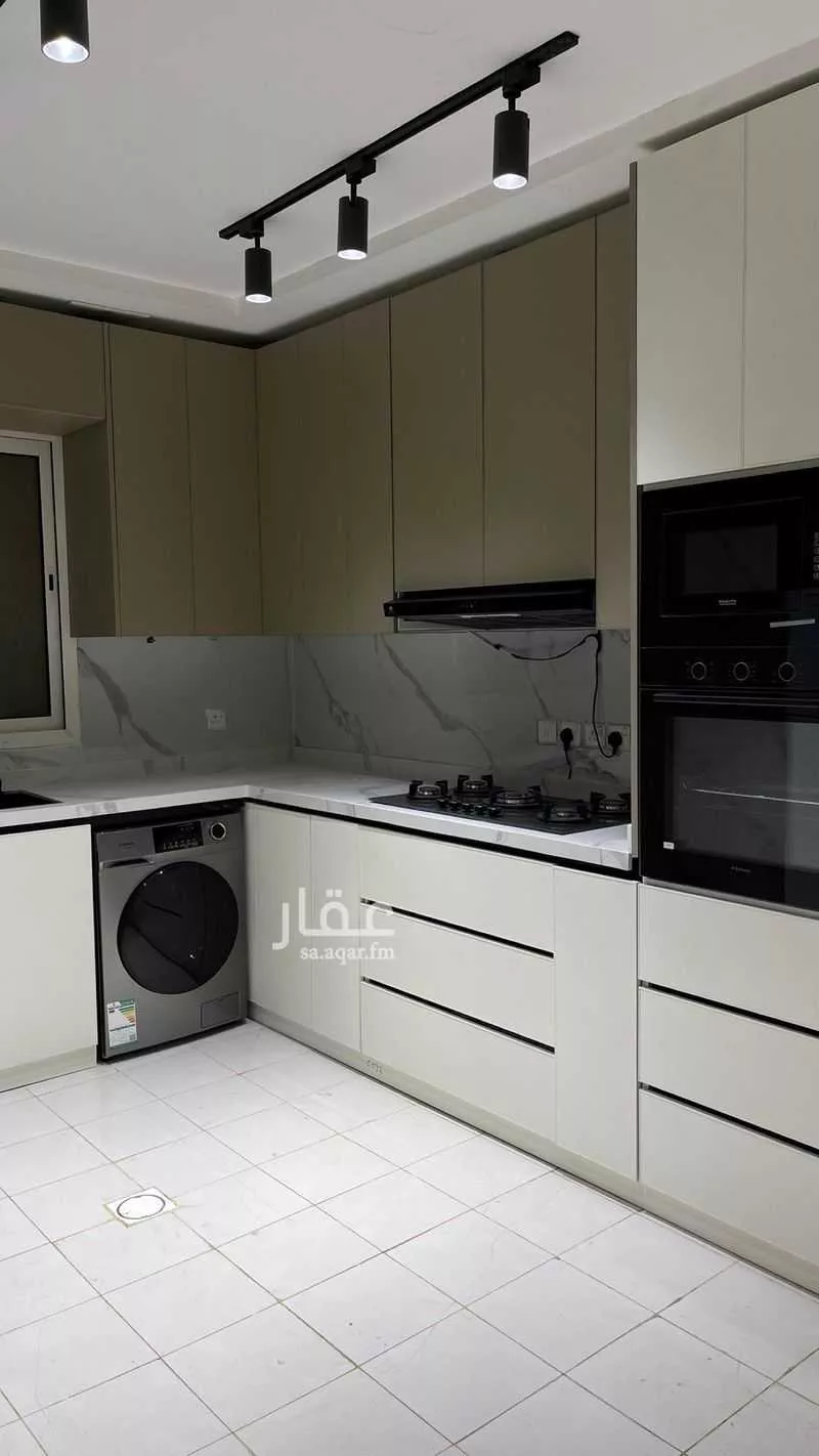 2 bedroom apartment in Al Rimal 4