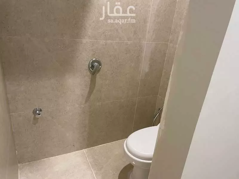 6 bedroom apartment in Al Hamra, Eastern Province 5