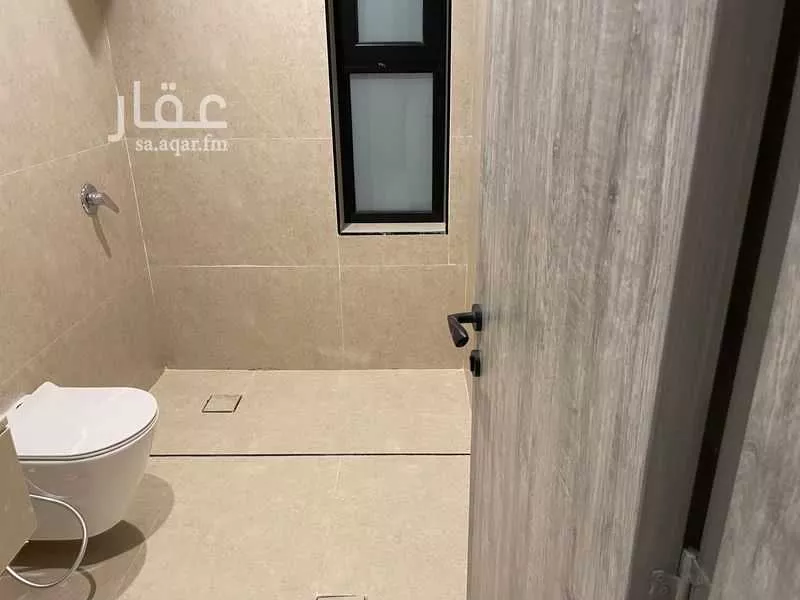 6 bedroom apartment in Al Hamra, Eastern Province 9