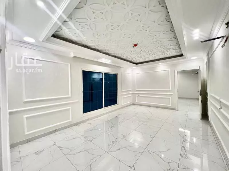 شقة 5 غرف في الحمرا 2