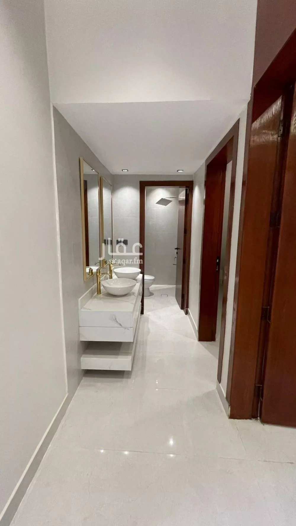 شقة 12 غرف في الشرق 5