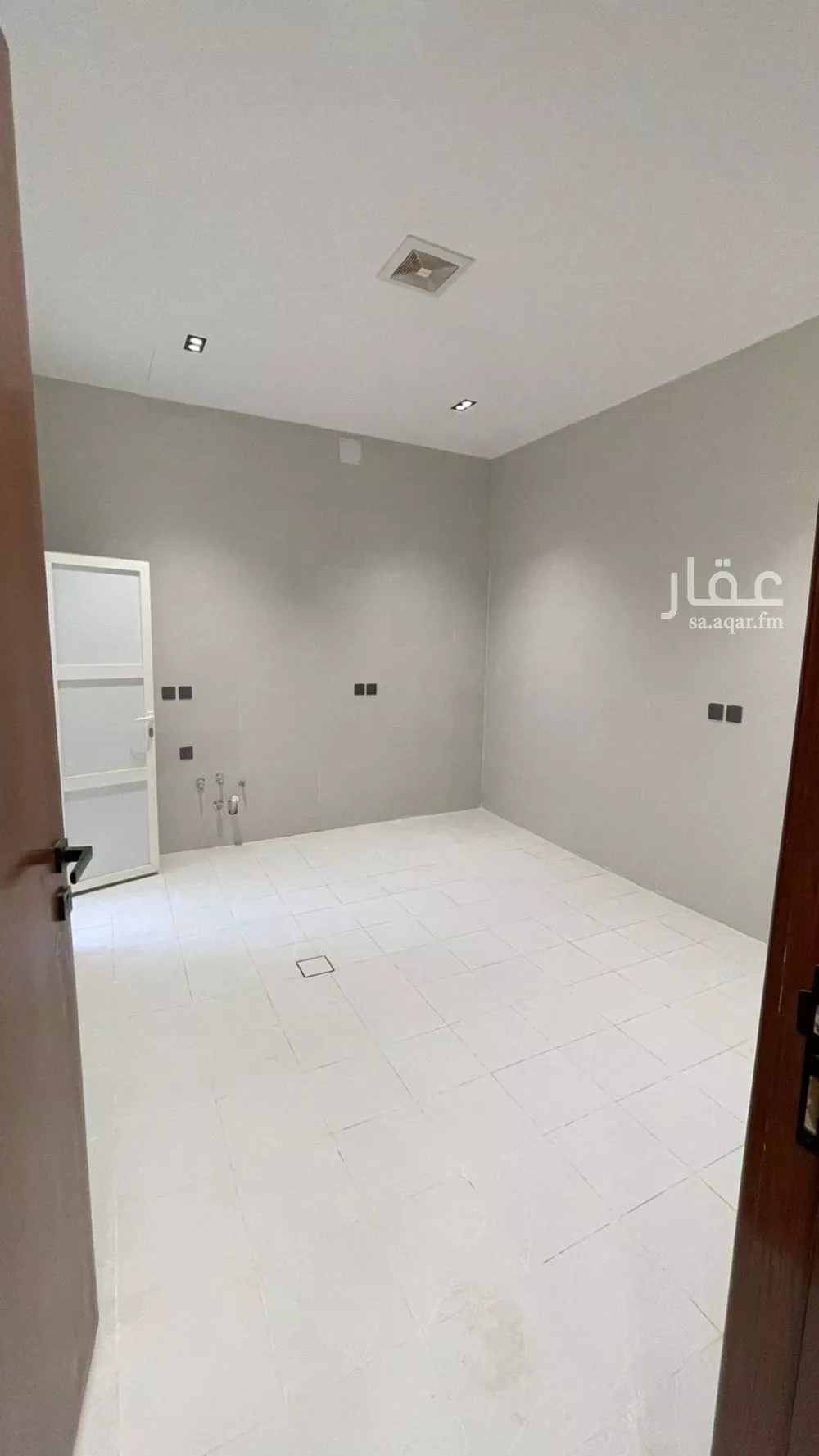 شقة 12 غرف في الشرق 4