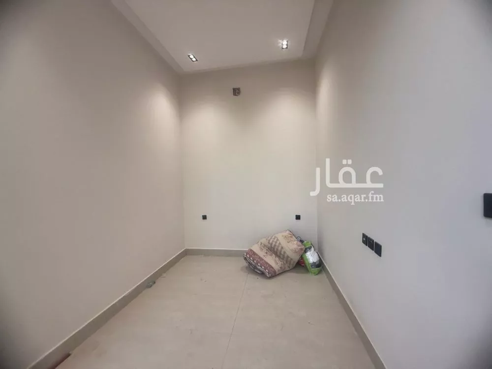 فيلا 6 غرف في طويق 4