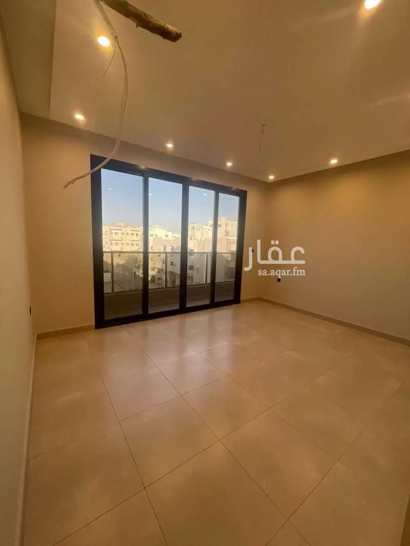 شقة 6 غرف في النهضة 4