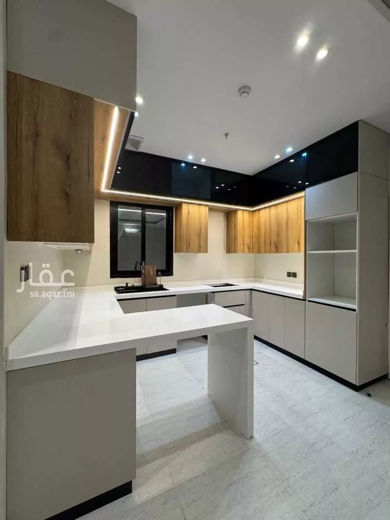 3 bedroom apartment in Al Hamra 3