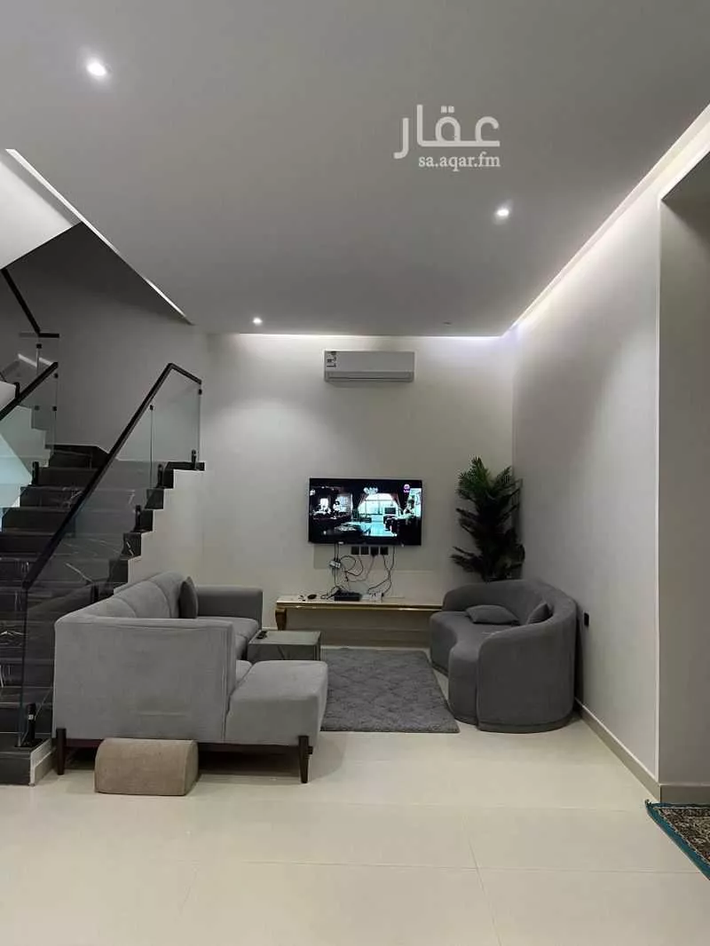 4 bedroom villa in Al Yarmouk, Riyadh 13