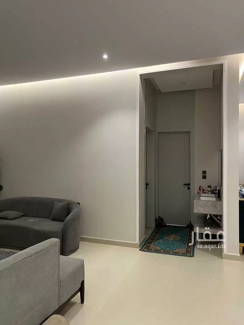 4 bedroom villa in Al Yarmouk, Riyadh 15