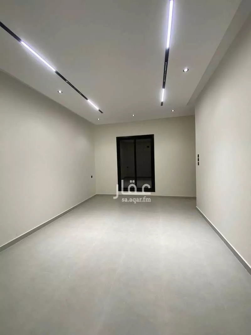 فيلا 7 غرف في عكاظ 5