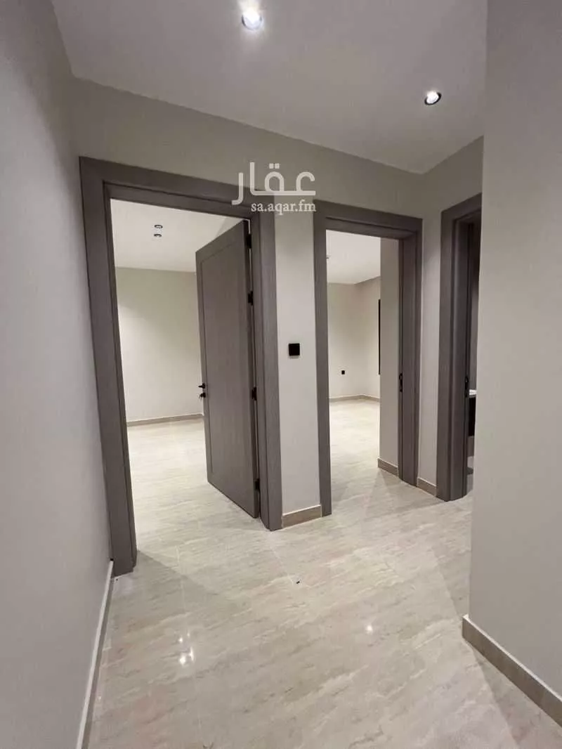 شقة 4 غرف في الحمرا 3