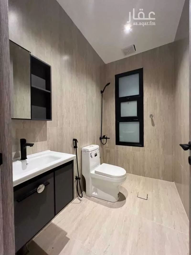 4 bedroom apartment in Al Khour, Eastern Province 15