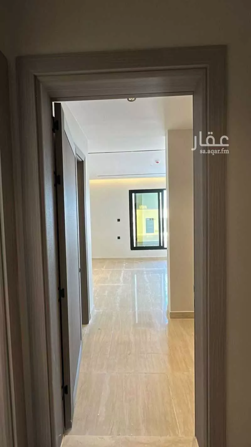 شقة 4 غرف في الحمرا 2