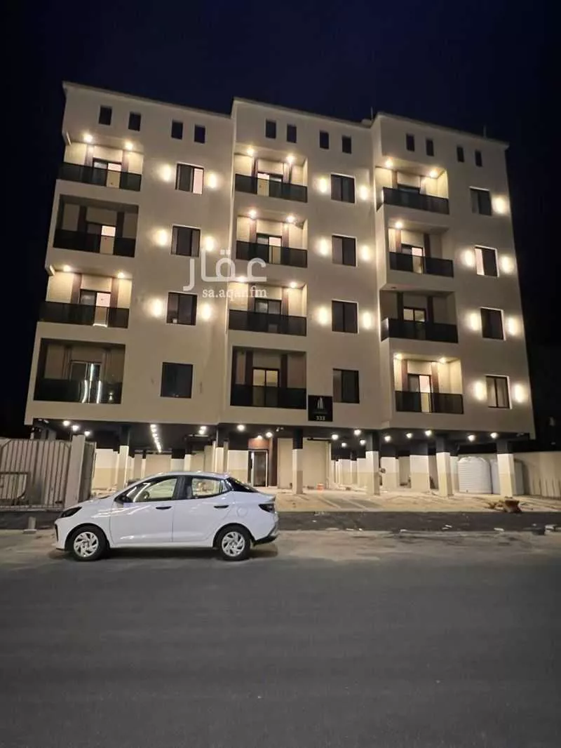 شقة 4 غرف في الحمرا 2