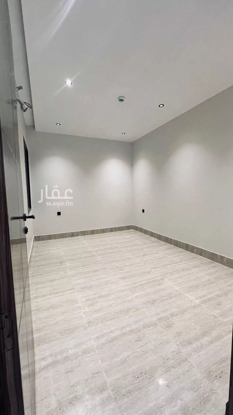 شقة 4 غرف في الشعلة، الدمام 12