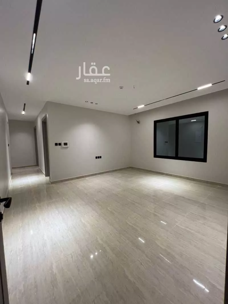 شقة 4 غرف في الحمرا 1