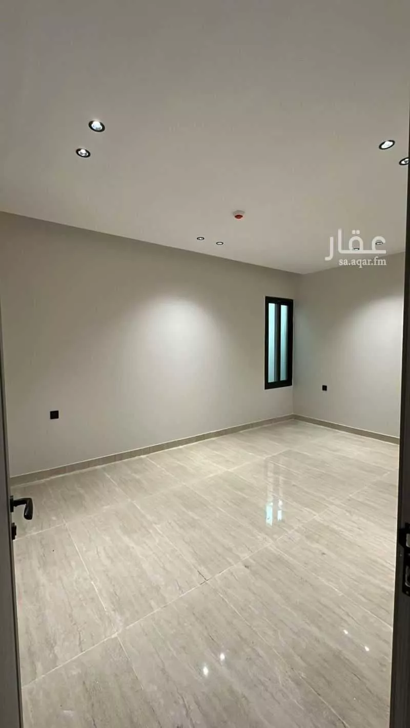 4 bedroom apartment in Al Khour, Eastern Province 19