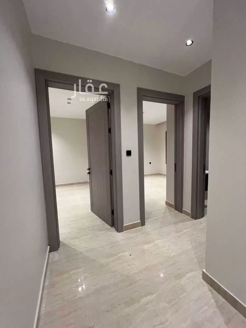 شقة 4 غرف في الحمرا 3