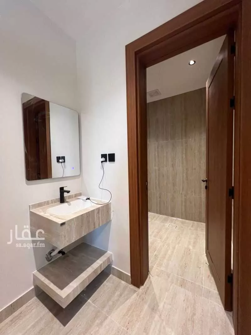 شقة 5 غرف في الندى 2