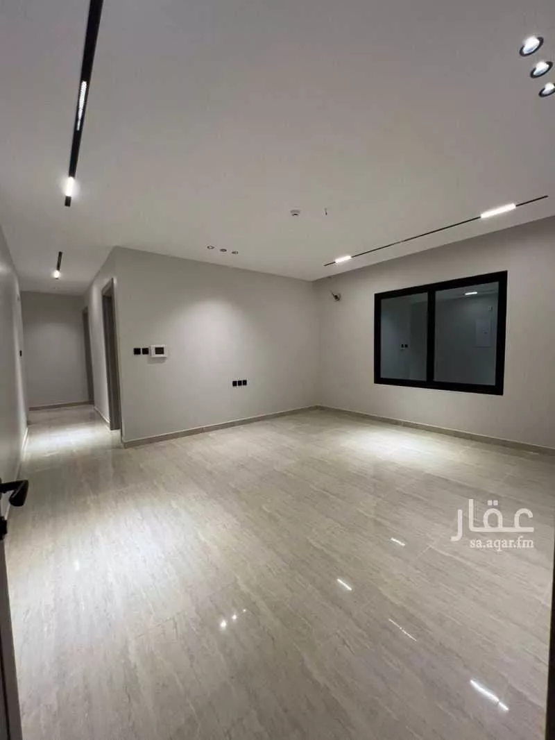 شقة 4 غرف في الحمرا 1