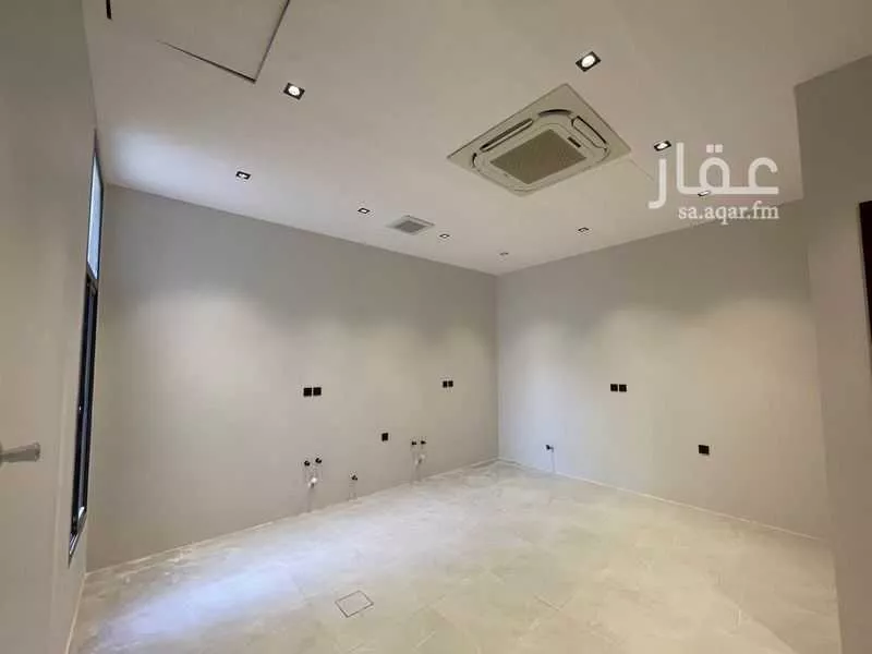 فيلا 5 غرف في النرجس 4