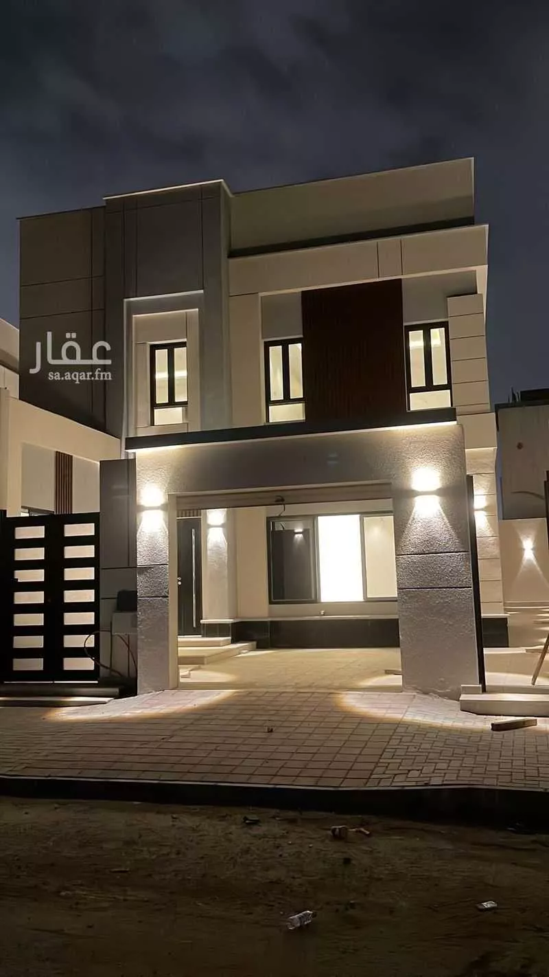 4 bedroom villa in Al Janadriyah 1