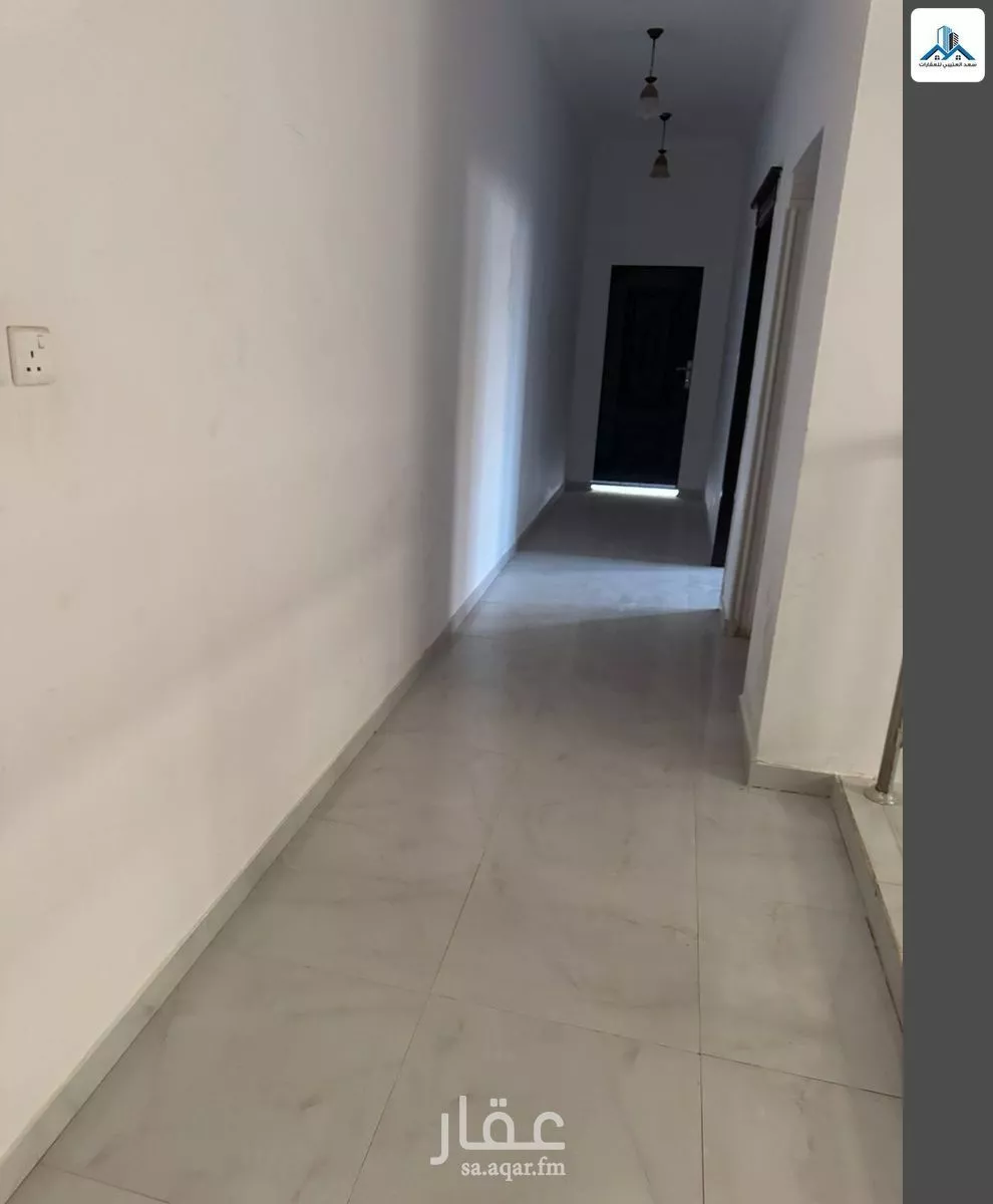 فيلا 4 غرف في الرمال 5