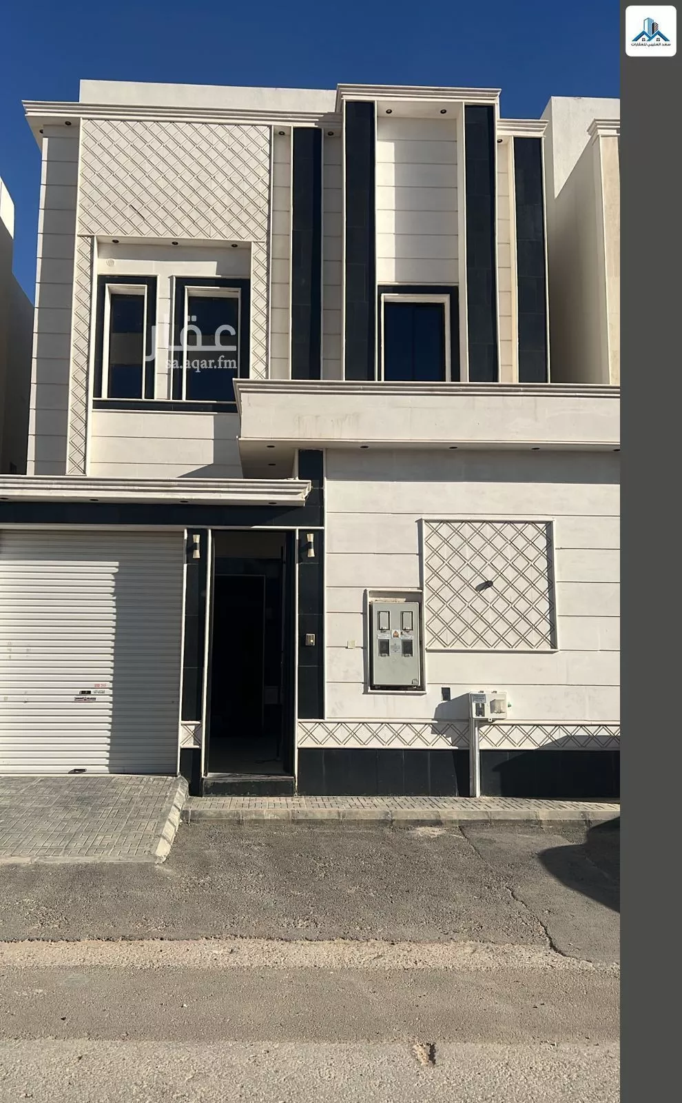 فيلا 4 غرف في الجنادرية 1