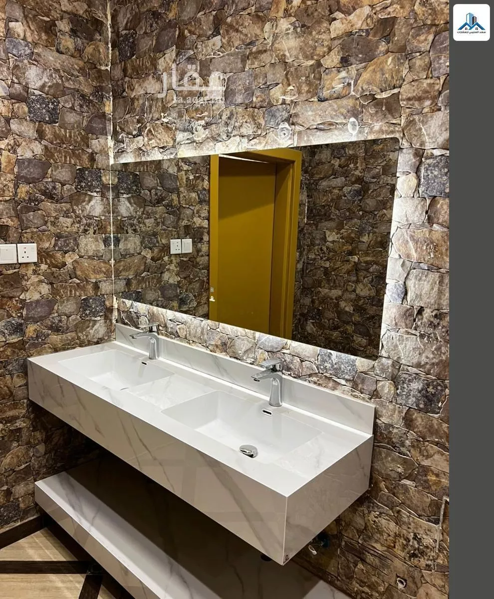 دور 5 غرف في الخليج 3