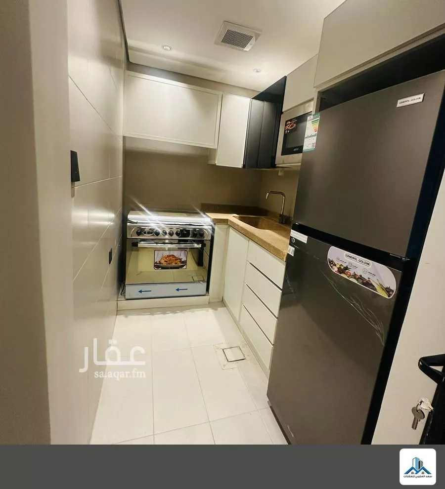 فيلا 9 غرف في العليا 3