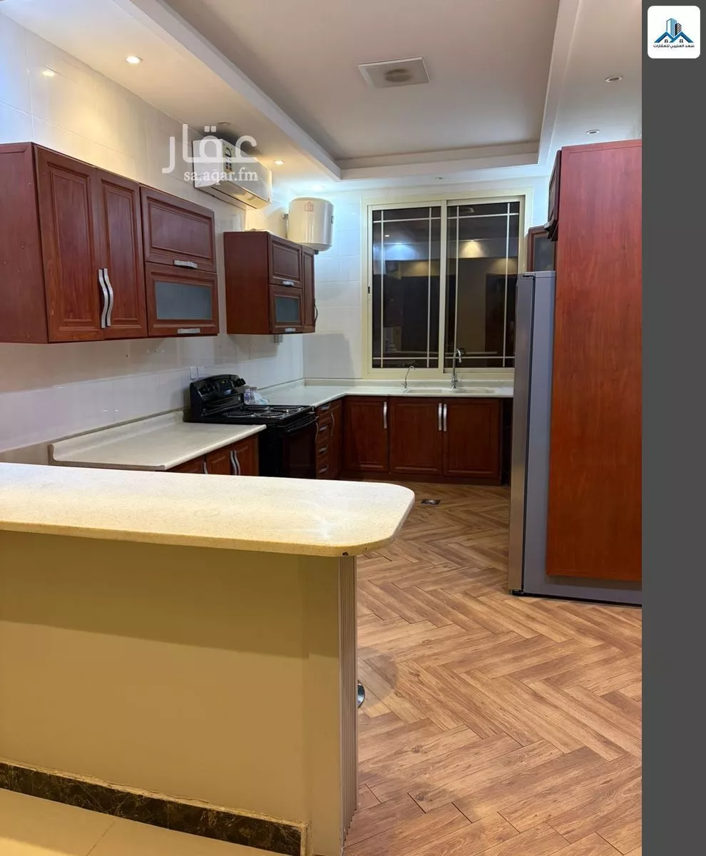 3 bedroom floor in Al Rimal 5