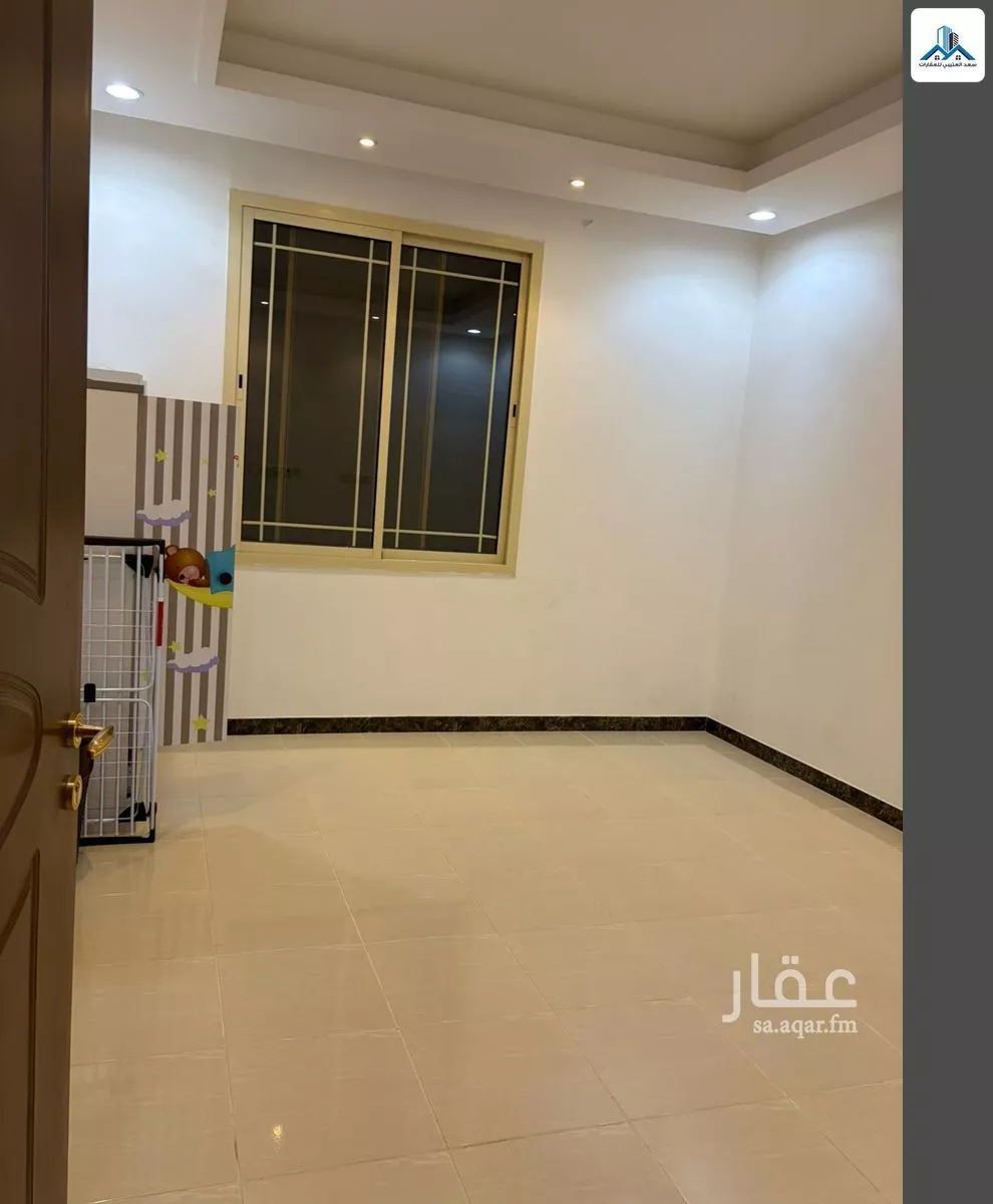 3 bedroom floor in Al Rimal 3