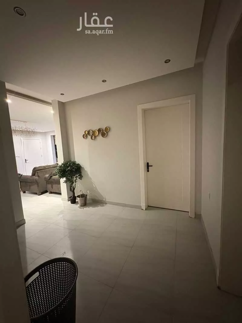 3 bedroom floor in Al Nuzhah 1