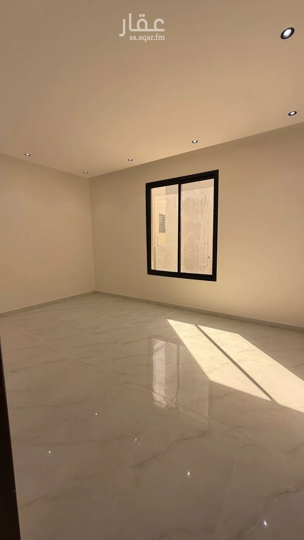 شقة 4 غرف في عكاظ 3