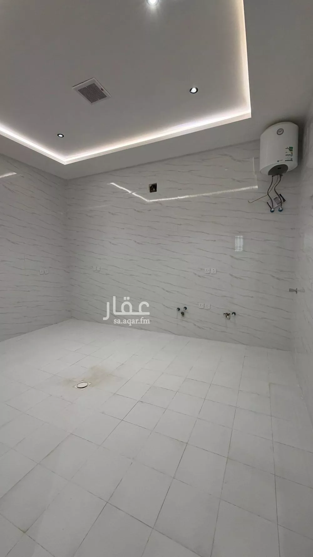 فيلا 7 غرف في عكاظ 5