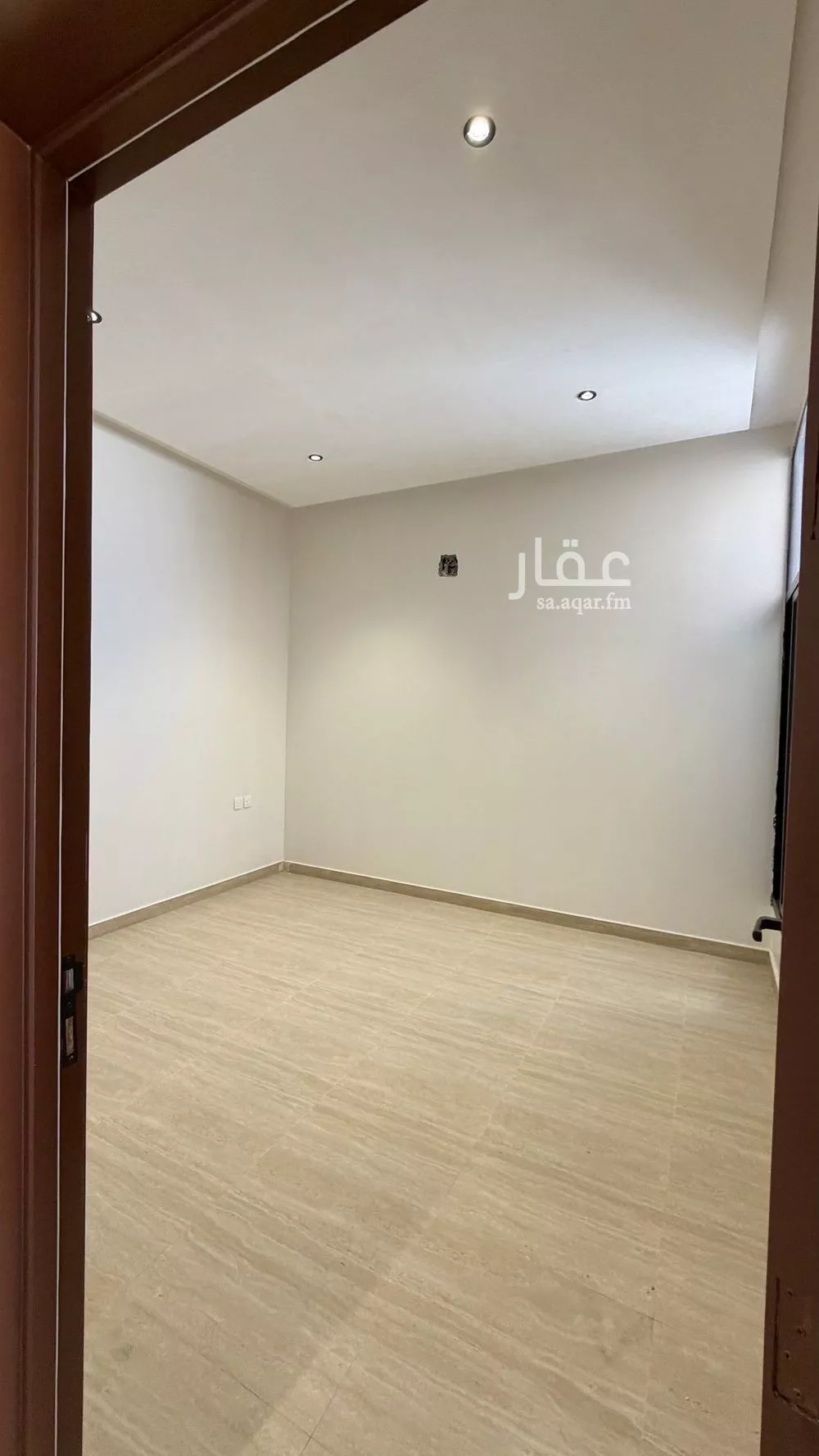 4 bedroom apartment in Okaz 4