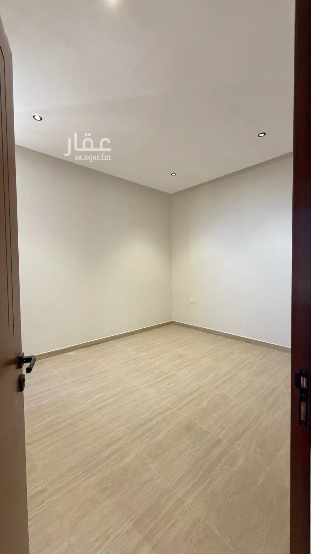 4 bedroom apartment in Okaz 5