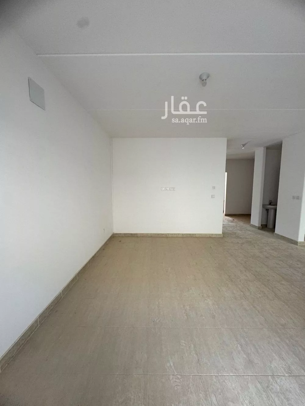 8 bedroom villa in Al Aridh, Riyadh 10