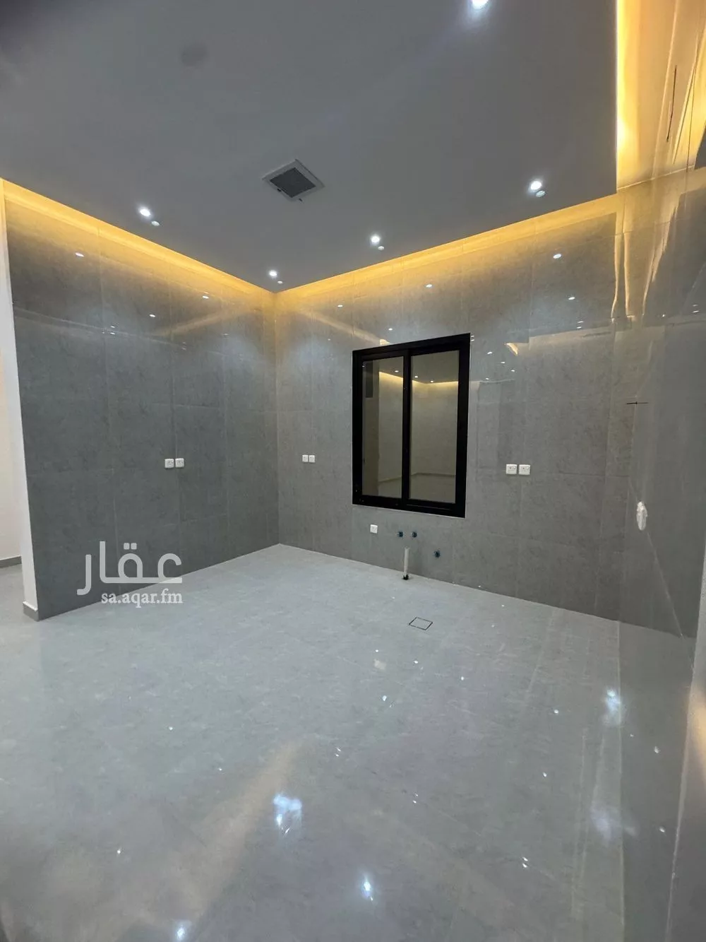 دور 4 غرف في العارض 1