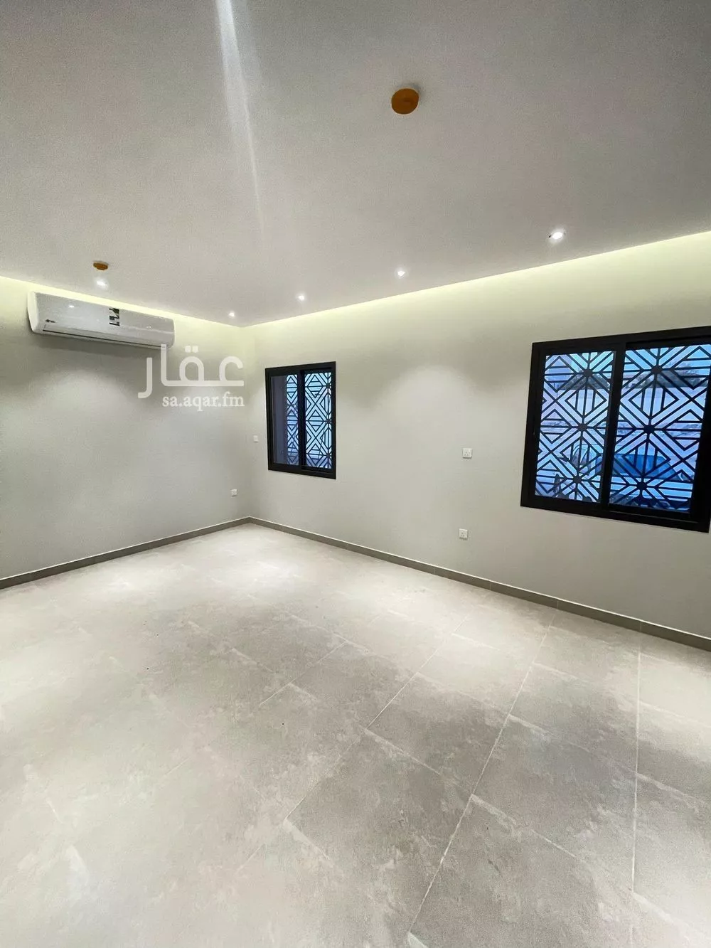 شقة 3 غرف في العارض 4