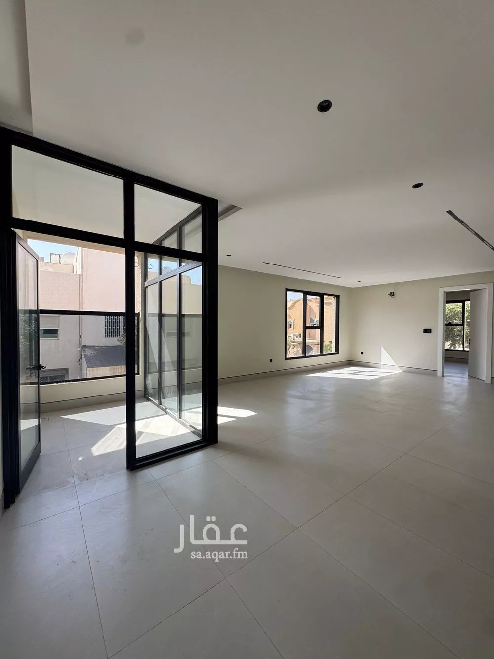 دور 4 غرف في الملك فهد 5